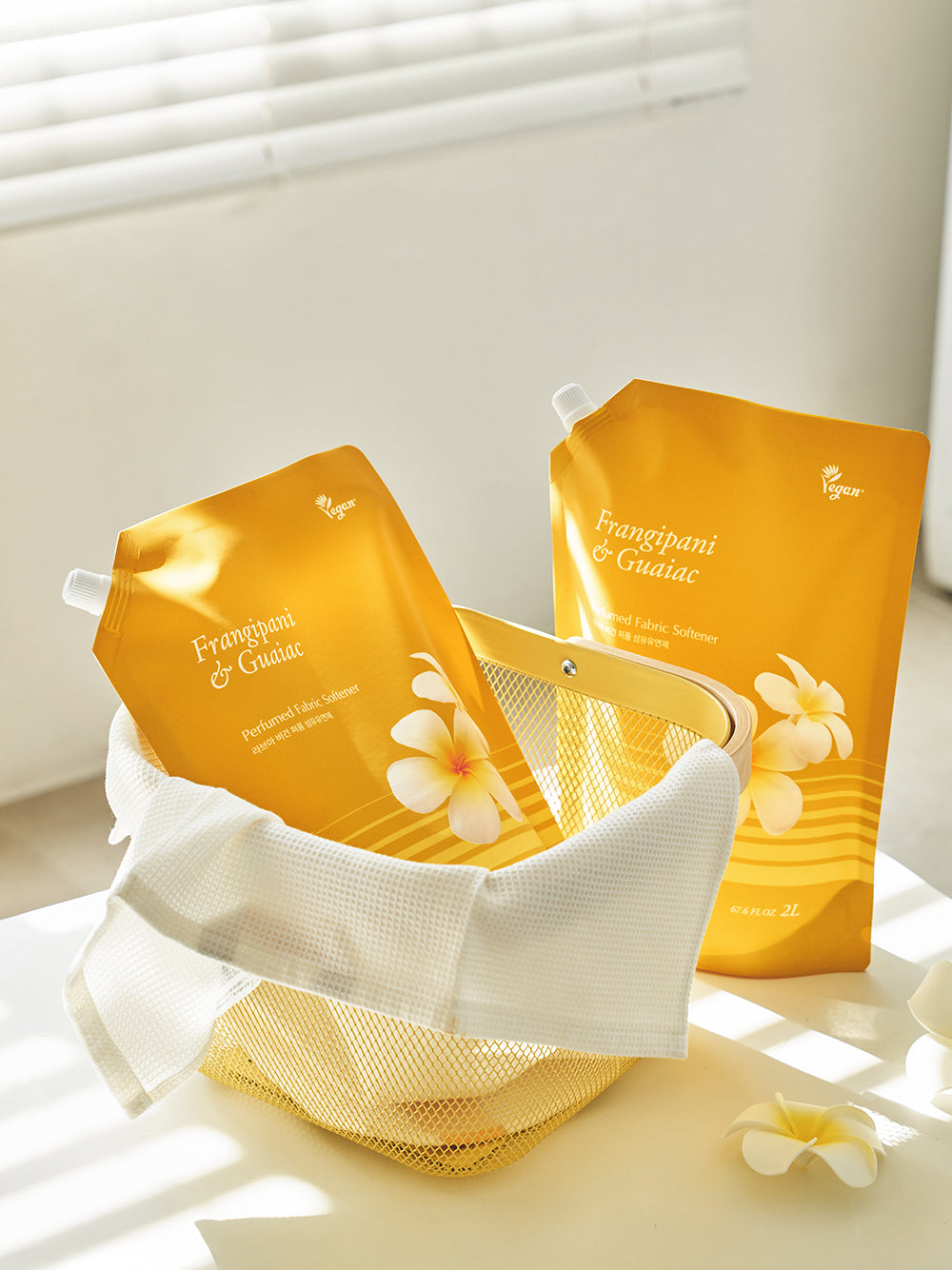 LAVOIR 純素香水衣物柔軟精 1L 緬梔花&amp;癒創木